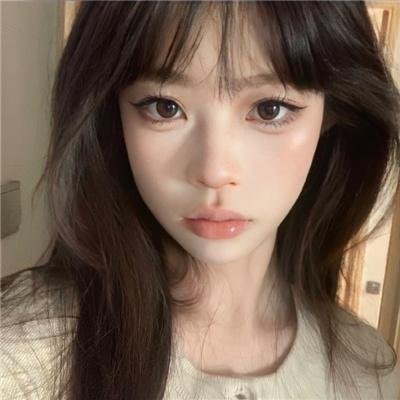 背带短裤丧尸来袭